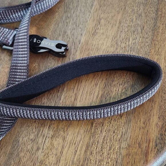 Orvis Gray Dog Leash with Rugged Metal Clip 1 X 70 Gray Orvis Dog Leash - Picture 5 of 5